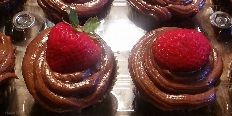 Strawberry topped cupcakes